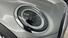 MINI Hatchback 1.5 Cooper Classic Premium 3dr Auto Petrol Hatchback